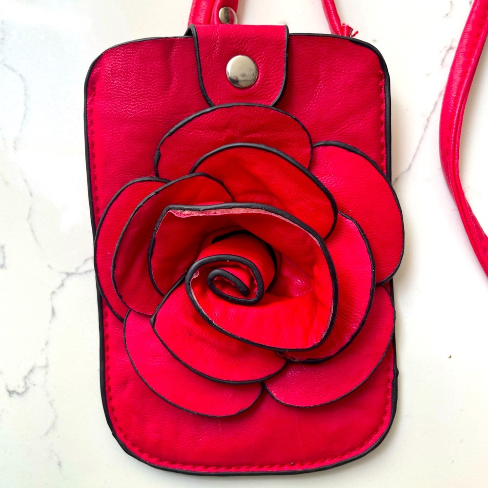 Red Crossbody bag with flower accent